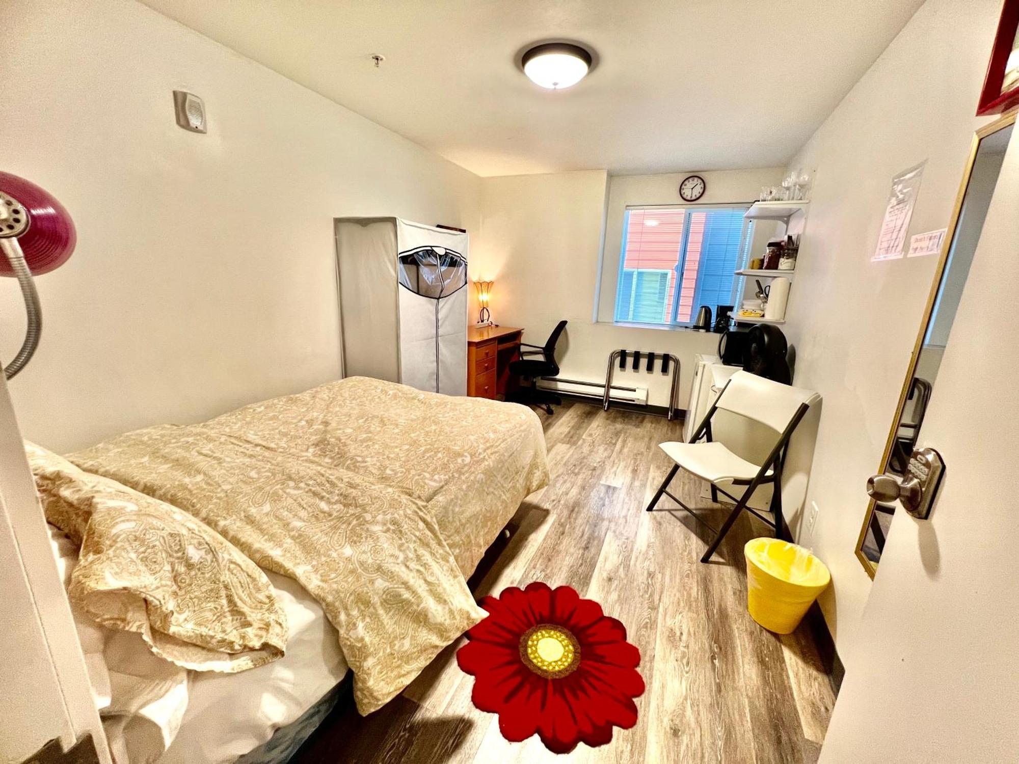 Micro Studio Apartment 10 Minutes Walk To University Of Washington Seattle Exterior foto